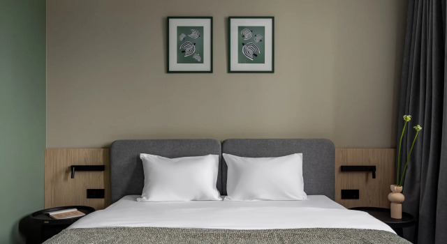 Family Double room with city view Isola Hotel