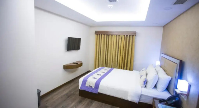 Camera Executive Hotel 71