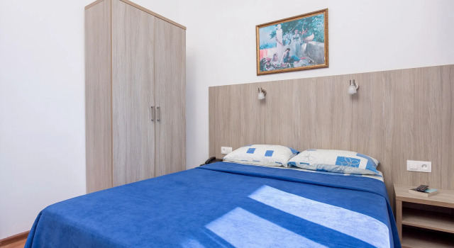 Двухместный семейный номер Comfort с балконом и с видом на город Отель Арго