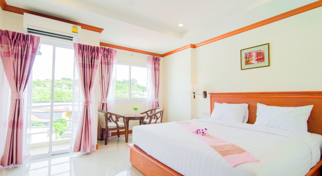 Двухместный номер Superior с балконом и с красивым видом из окна Phaithong Sotel Resort