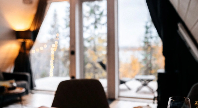 Winehouse Private House, Book Vacation Home Villas in Murmansk Region, Villa