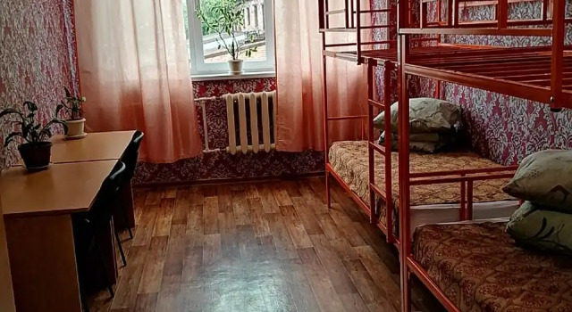Кровать в общем номере Хостел ООО Юниверсити