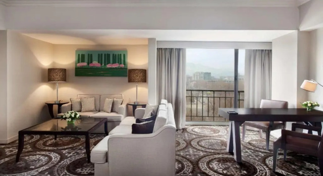 Двухместный люкс Regency Отель Hyatt Regency Bishkek