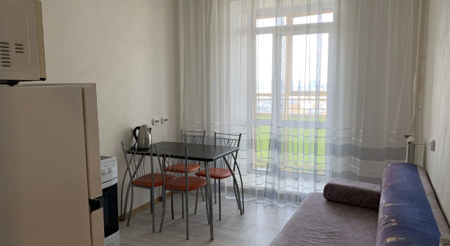 Odnokomnatnaya Do Sibgau 15 Minut Peshkom Flat, Reserva ahora Apartamento Hoteles SPA en Krasnoyarsk, SPA
