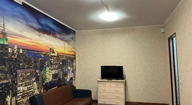 Квартира на Октябрьской 43, Забронировать Апартаменты/квартира Отели в центре Белово, в центре