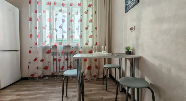 Komfortnaya Kvartira Ryadom S Dalgau Flat, Rezervovat Apartmán Levné hotely v Amurská