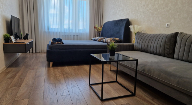 Квартира Виталий HouseRent Трёхкомнатная по ул. Рината Галеева, 31