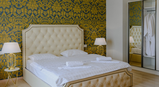 Hotel Collection By Umbrella