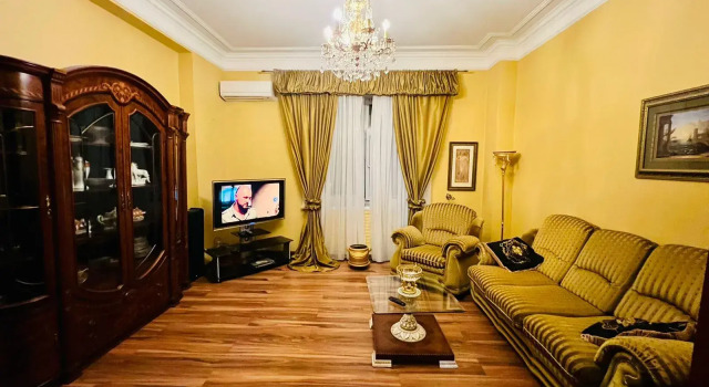 V Elitnom Dome Na Leninskom Prospekte Flat, Rezervovat Apartmán Hotely v Moskva s parkováním, poblíž Gorky Park, Parkování