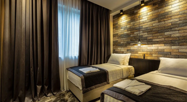 Семейный номер Classic с балконом и с видом на горы Hotel Adamo