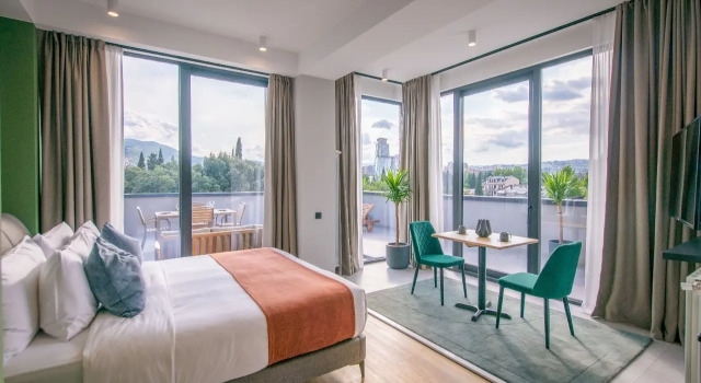 Двухместная студия-люкс с кухней с террасой Penthouse Gratus Апартотель
