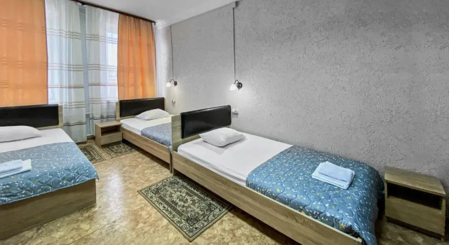 Кровать в общем номере (женский номер) Отель Smart Hotel Абакан