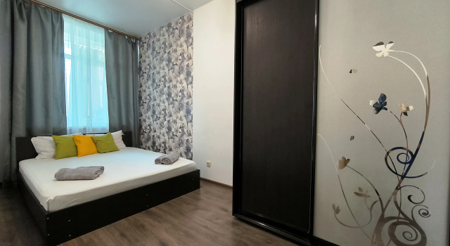 2-K Nedaleko Ot Morya I S Otlichnym Vidom Apartments, Book Apartment Sevastopol 