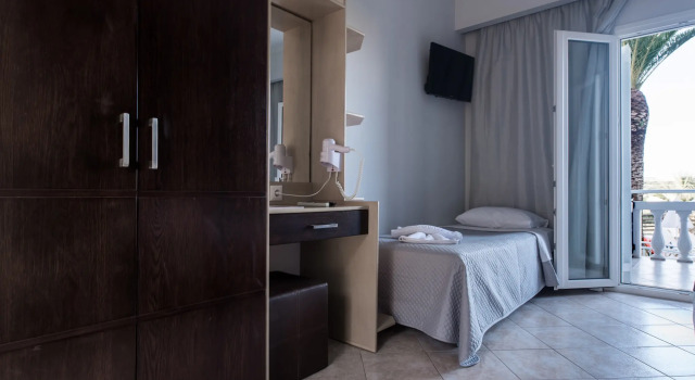 Трёхместный номер Superior Zante Calinica Hotel