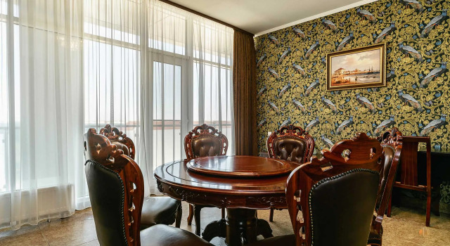 Suite Premium con balcón Christie Hotel