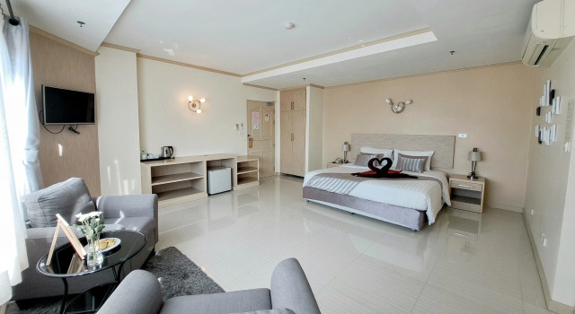 Двухместный полулюкс с видом на город Thipurai City Hotel