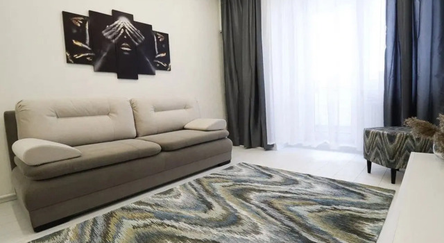 2kh-Komnatnaya Sovremennaya Flat, Prenota Appartamento Hotel a Central Russia con parcheggio, Parcheggio