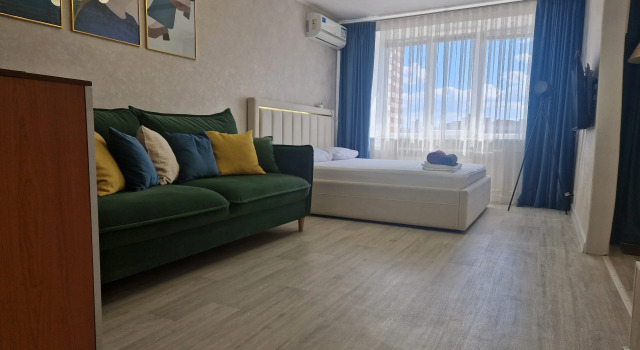 Квартира Виталий HouseRent Однокомнатная студия по ул. Ленина,104Б