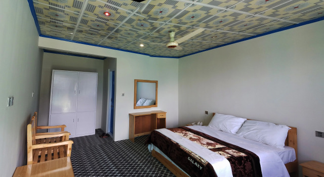 Двухместный номер Standard с балконом Hotel Mountain Lodge Skardu