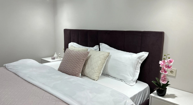 Dvukhkomnatnaya Dlya Turistov I Komandirovannykh 7 Flat, Prenota Appartamento Hotel a Almaty con parcheggio, Parcheggio