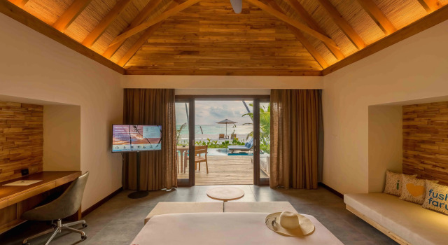 Двухместная вилла Beach с бассейном Sunset Fushifaru Maldives