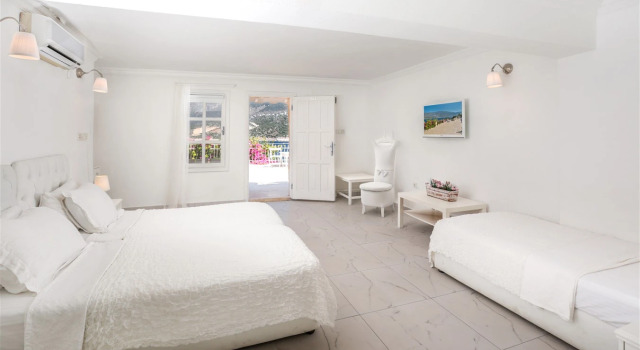 Трёхместный номер Economy Club Çapa Hotel