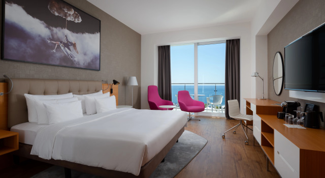 Двухместный номер Коллекшн Супериор с балконом и с видом на море Radisson Collection Парадиз СПА, Сочи