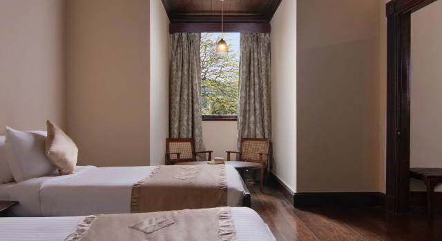 Люкс Семейный с видом на город Queens Hotel Kandy - 160 Years of Heritage