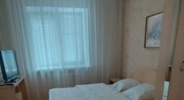 Zolotaya Roza / Golden Rose Dvukhkomnatnye Appartament, Book Apartment Kobrin 
