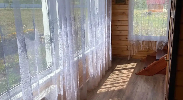 Коттедж с 3 комнатами База Отдыха Марьино