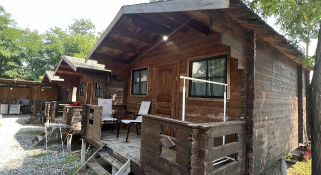 Pitsunda House Recreation Center, 预订 旅游基地 皮聪达 Gagra District, 靠近 Samshitovaya Roshcha Beach