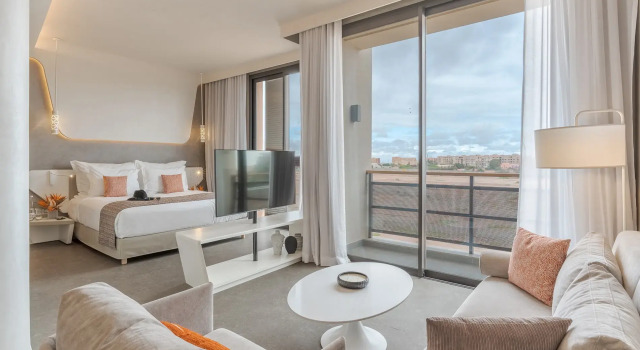 Трёхместный CR7 Junior Suite Отель Pestana CR7 Marrakech