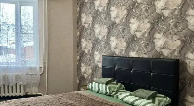 V Pereulke Nekrasova 43 Flat, Prenota Appartamento Hotel a Barnaul con parcheggio, Parcheggio