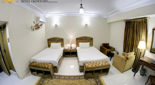 Двухместный номер Deluxe Hotel Crown Inn