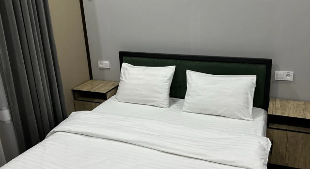 Hotel Karaman, Rezerwuj Hotel Tanie hotele w Tashkent