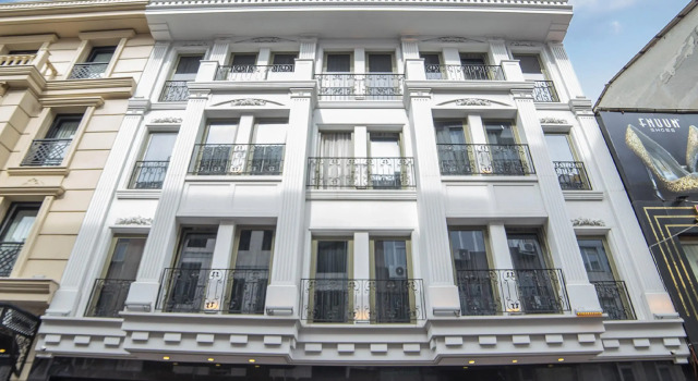 Отель HHK Hotel Downtown