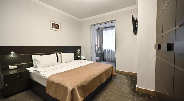 Полулюкс Skyline Hotel Yerevan