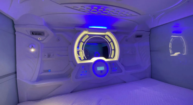 Двухместный номер Economy с балконом Will Capsule Hotel Expo Guadalajara