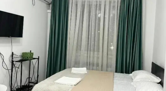 Uyutnaya v Tsentre Goroda Flat, Buchen Sie Ferienwohnung Almaty Kasachstan, in der Nähe von Zentralstadion Almaty