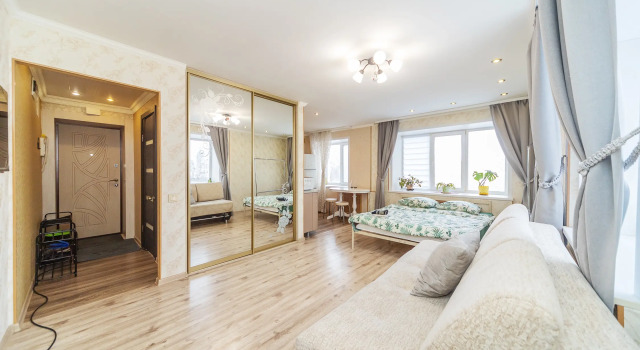 Uyutnaya Ctudiya V Tsehtpe Industrialnogo Rayoha Flat, Prenota Appartamento Hotel a Perm Krai con parcheggio, Parcheggio