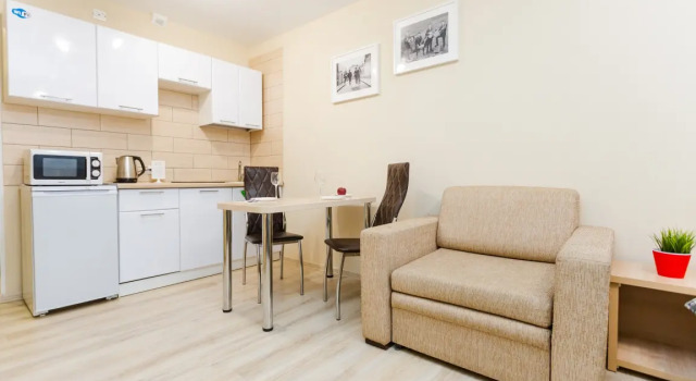 V Tsentre Izhevska 1 Flat, Prenota Appartamento Hotel a Udmurtia con parcheggio, Parcheggio