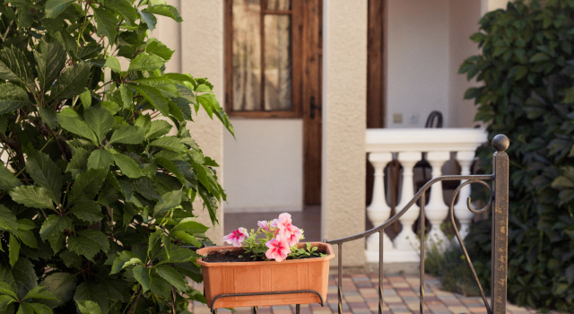 Mabir Guest House, Reservar Casa de hóspedes Uspeh 