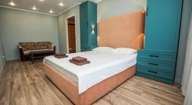 Golden Shar apartments for 70 years of October 1, Prenota Appartamento Avtozavodsky district 