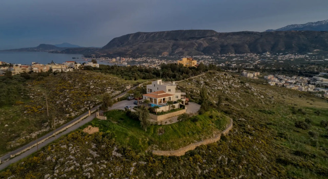 Karmilos Hill Villa, Забронировать Вилла Коттеджи Ханья, Коттедж