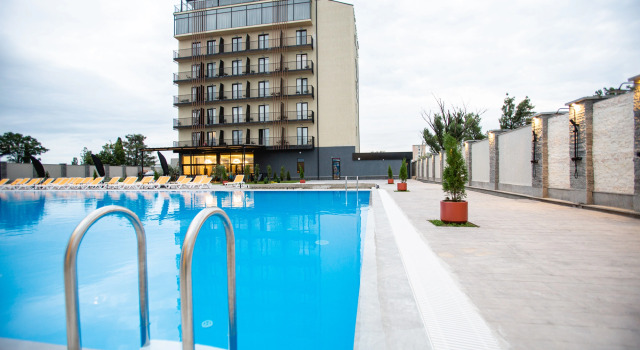 Отель West Inn Georgia