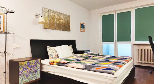 Prostornaya i Udobnaya Trekhkomnatnaya v Krylatskom Flat, Rezervovat Apartmán Krylatskoye ZAO Area
