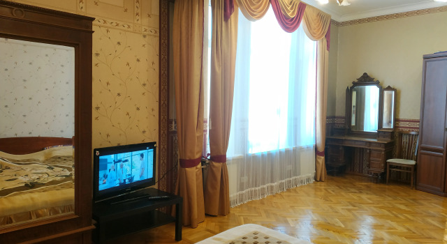 Квартира У Невского Проспекта и Московского Вокзала, Забронировать Апартаменты/квартира Апартаменты Санкт-Петербурга, рядом с Площадь Восстания, Апартаменты/квартира