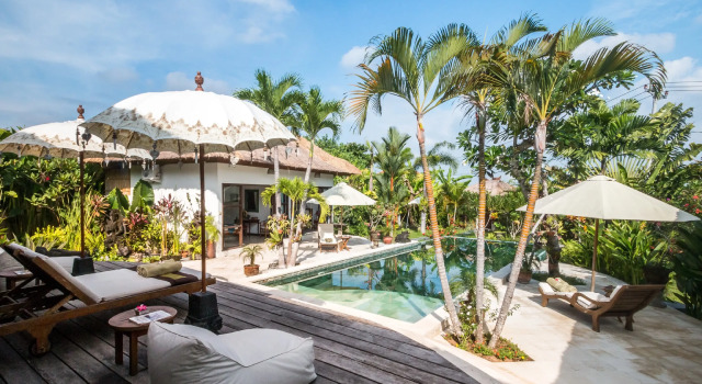Tibu Indah Villa, Rezervovat Vila Chaty v Bali, Chalupa