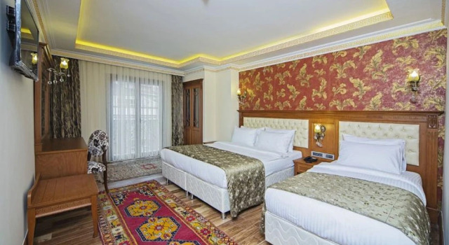 Трёхместный номер Deluxe с красивым видом из окна Lausos Palace Hotel Şişli