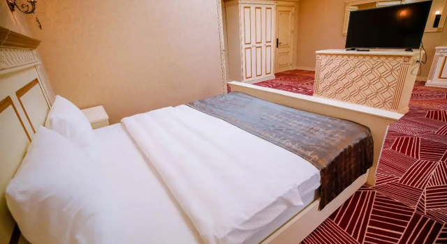Deluxe tredobbelt værelse med udsigt Krone Hotel